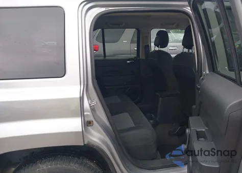 2016 Jeep Patriot Sport z USA, uszkodzony, nr VIN 1C4NJPBAXGD710608